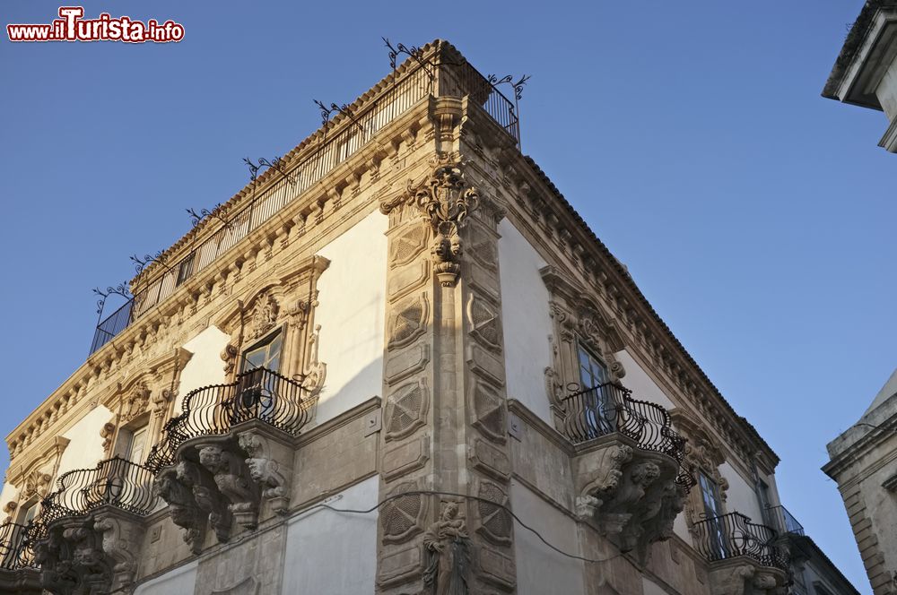 Immagine Palazzo Beneventano a Scicli, bellissimo esempio di barocco siciliano