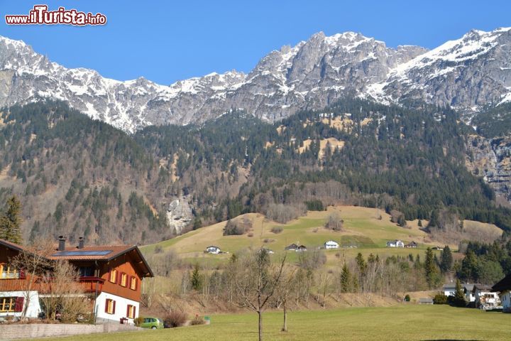 Immagine Panorama dalla cittadina di Sankt Anton am Arlberg, una delle località turistiche del Voralberg in Austria