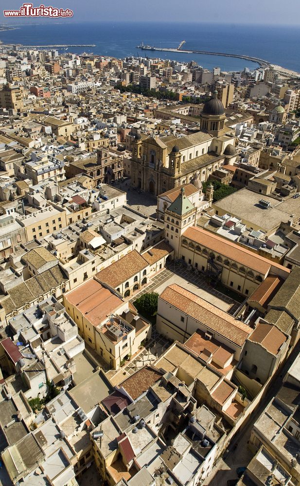 Immagine Panorama dall'alto della città di Marsala, provincia di Trapani (Sicilia).