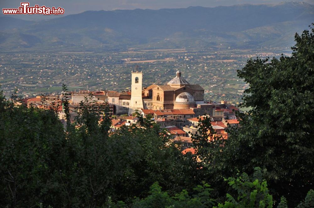 Immagine Panorama del borgo di di Monte Compatri nel Lazio, siamo tra i Castelli Romani - © Guido Andreassi - CC BY-SA 3.0, Wikipedia