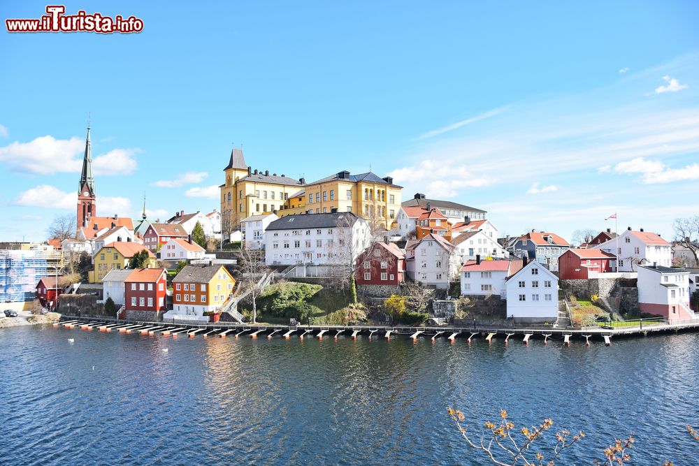 Immagine Panorama del borgo storico di Arendal, Norvegia del sud.