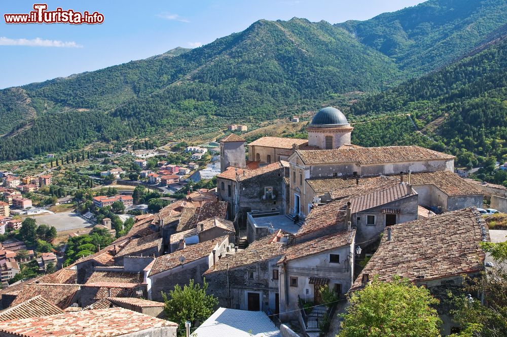 Immagine Panorama del centro di Morano Calabro, il borgo sulle pendici del Pollino