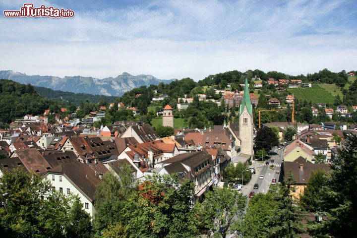 Immagine Panorama del centro storico di Feldkirch in Austria - © Tupungato / Shutterstock.com