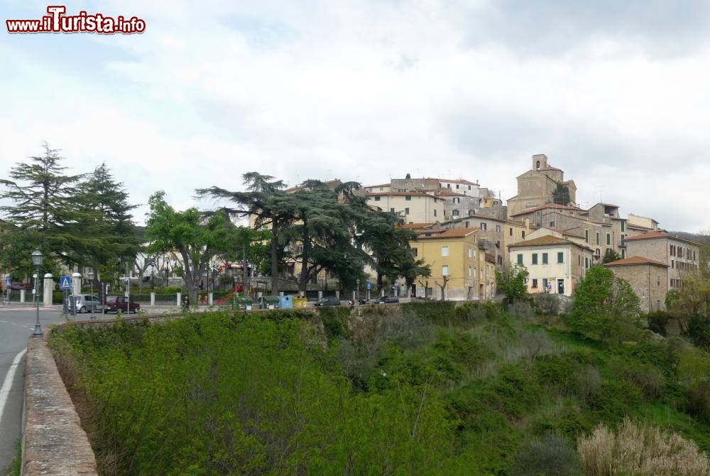 Immagine Il Panorama della cittadina di Santa Luce in Toscana - © Lucarelli - CC BY-SA 3.0, Wikipedia