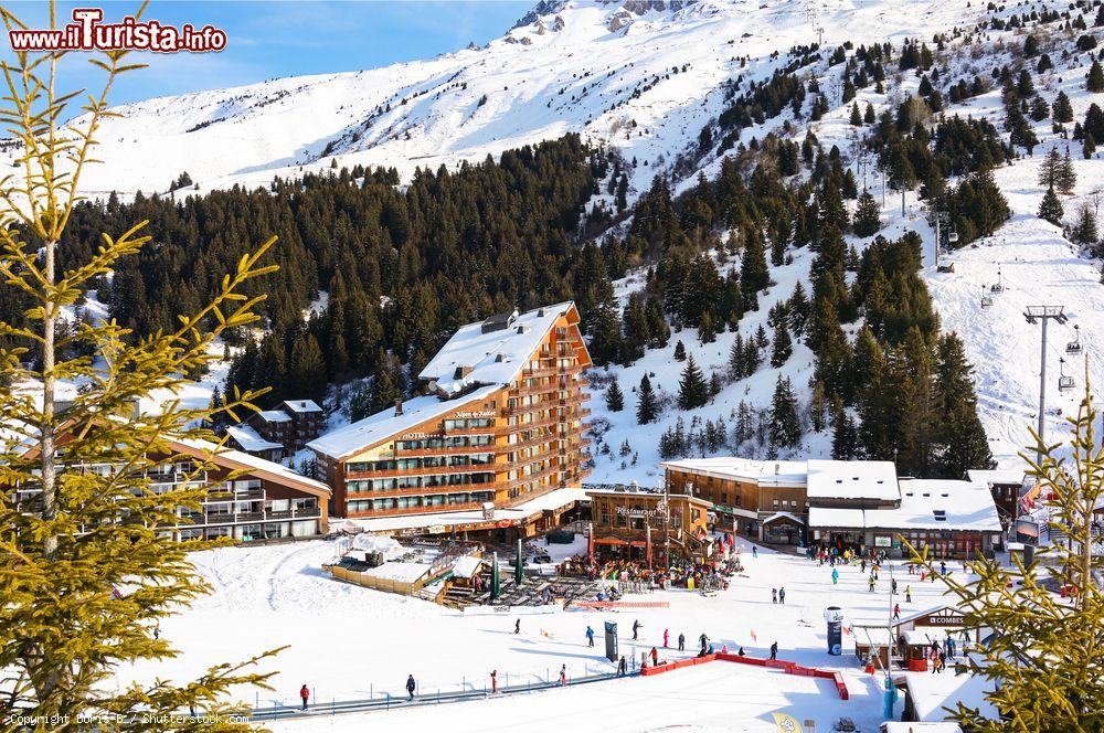 Immagine Panorama dello ski resort Meribel-Mottaret (Francia). Siamo nell'area 3 Vallées in parte compreso nel parco nazionale della Vanoise - © Boris-B / Shutterstock.com