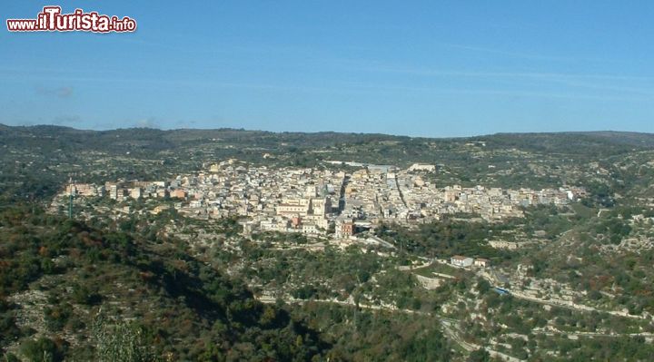 Immagine Panorama di Ferla, uno dei borghi più belli della Sicilia