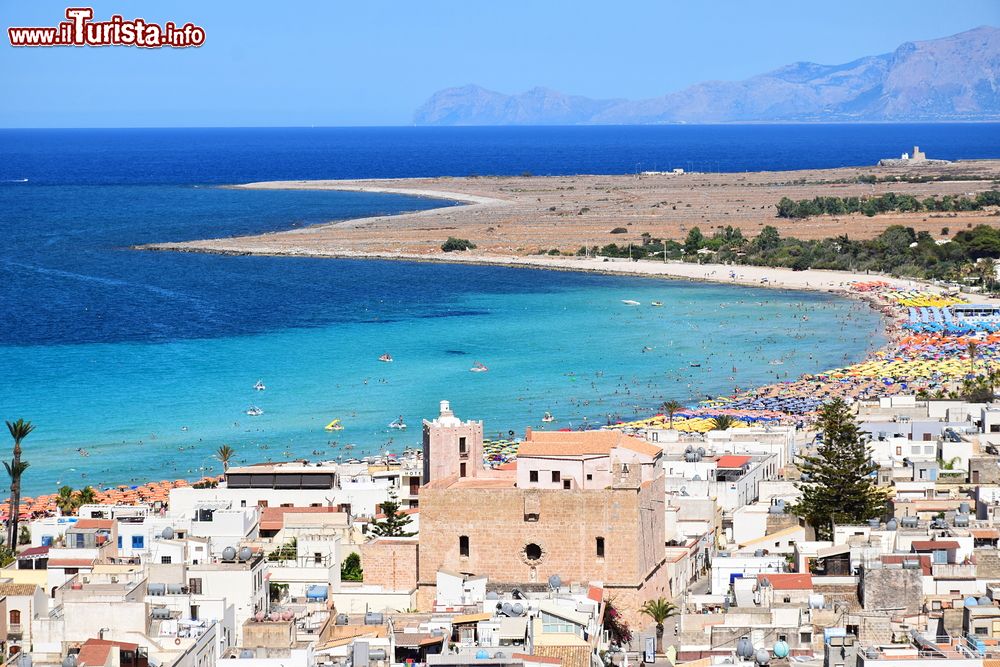 Immagine Panorama di San Vito Lo Capo da Piano di Sopra, provincia di Trapani, Sicilia.