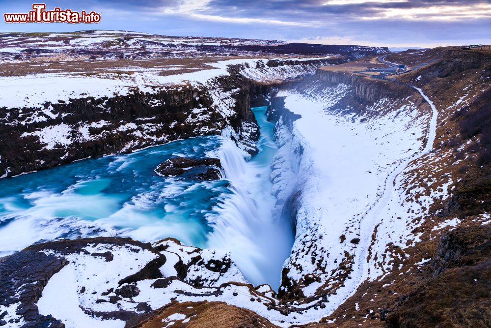 Immagine Panorama invernale della cascata Gullfoss in Islanda