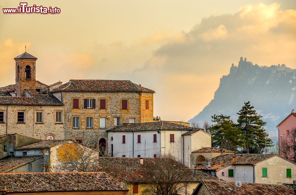 Immagine Panorama serale del Borgo di Verucchio in Romagna