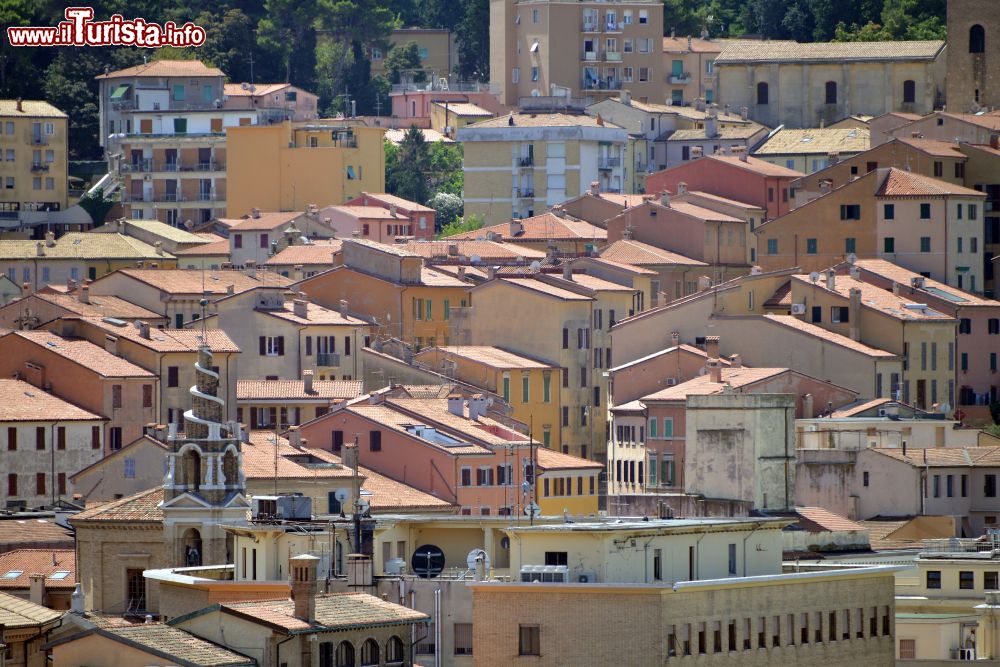 Immagine Panorama sui tetti della città di Ancona, Marche.