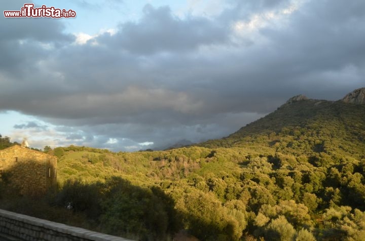 Immagine Panorama sulla strada da Ajaccio al comune di Bocognano