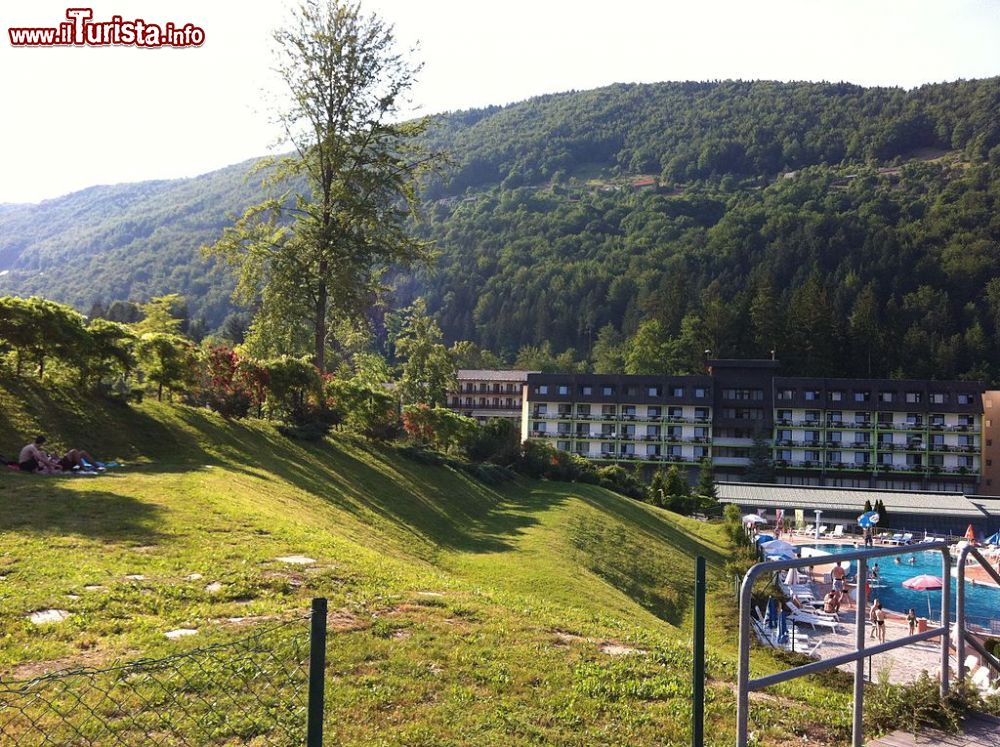 Immagine Panoramica di Topolsica e le sue celebri terme della Slovenia  - © Hasan Basri AKIRMAK - CC BY 2.0, Wikipedia