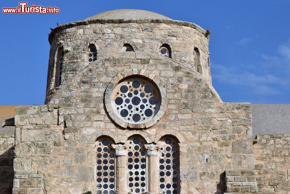 Immagine Particolare architettonico dell'antico monastero di San Barnaba a Famagosta, Cipro Nord.