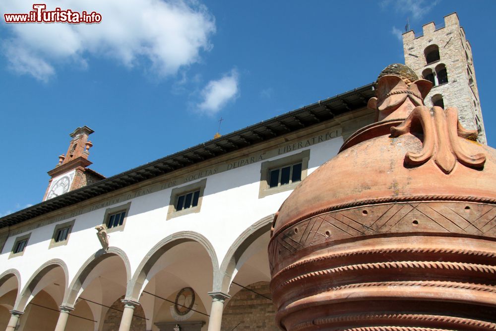 Immagine Particolare del complesso del Santuario di Impruneta in Toscana