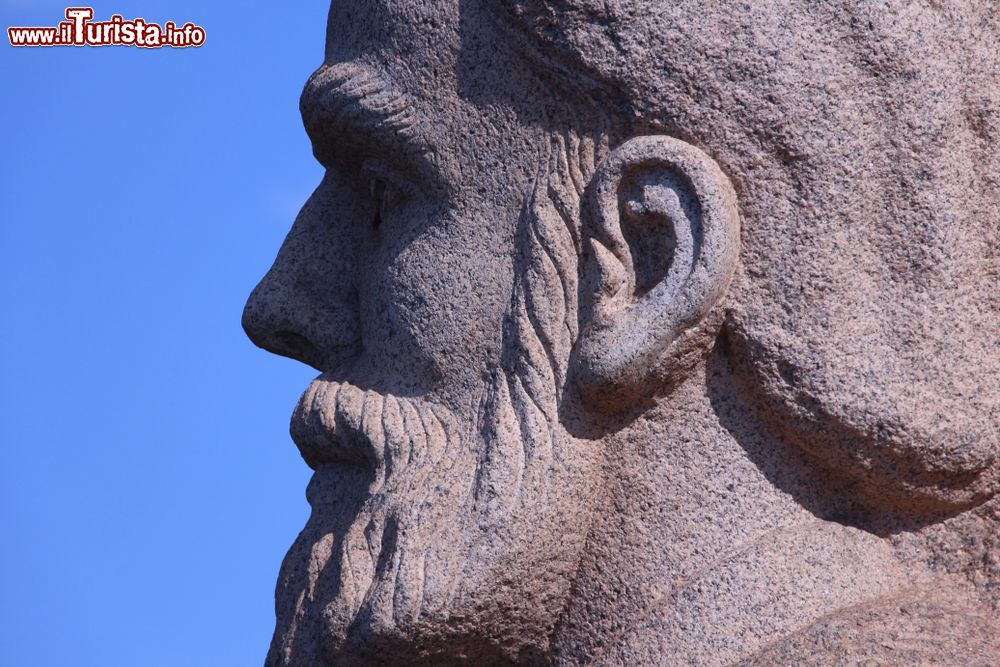 Immagine Particolare del Voortrekker Monument fuori Pretoria, Sudafrica.