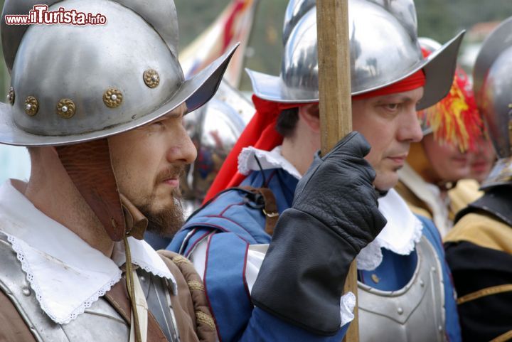 Immagine Un particolate della sfilata medievale a Arma di Taggia, provincia di Imperia, Liguria.