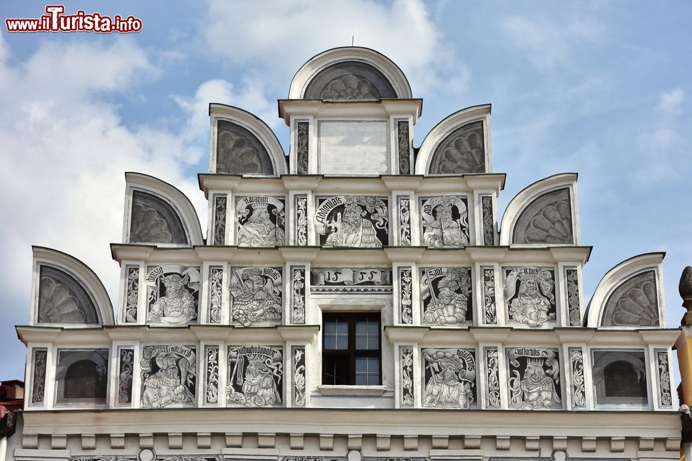 Immagine Particolare di una casa con i graffiti a Telc, Repubblica Ceca.