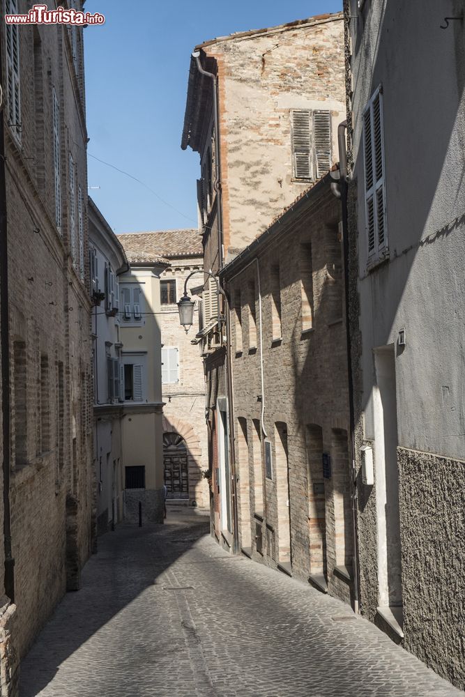Immagine Passeggiata nel cuore storico di Monte San Giusto, borgo delle Marche in provincia di Macerata