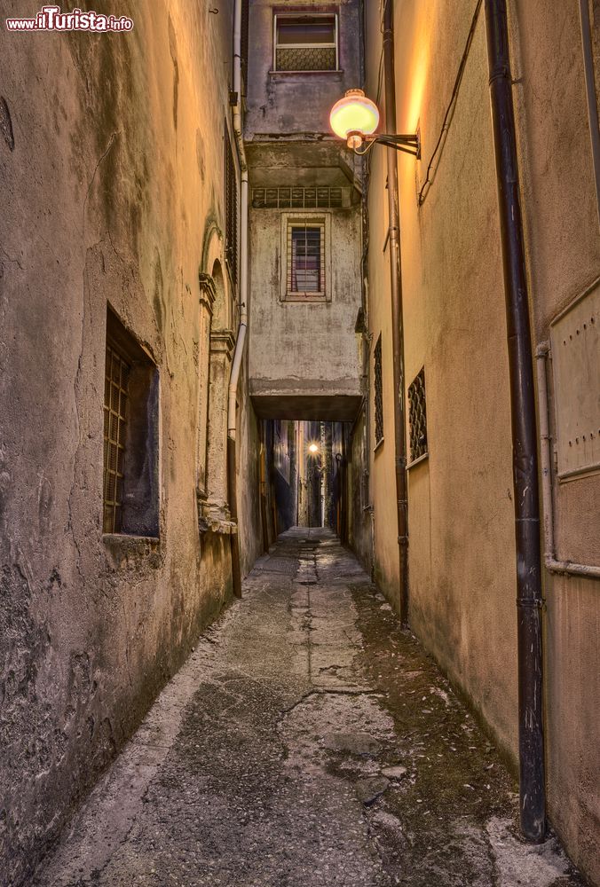 Immagine Passeggiata notturna nel centro storico del borgo medievale di Guardiagrele, Abruzzo