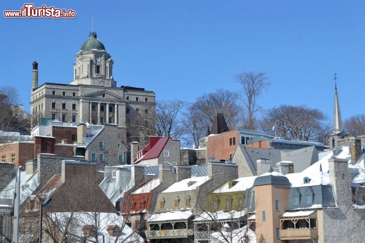 Immagine Petit Champlain, Ville de Quebec: i tetti del quartiere di Petit Champlain, nella "basse ville" della capitale. Questa zona è forse la più caratteristica della città e tra le più frequentate dai turisti di ogni paese.