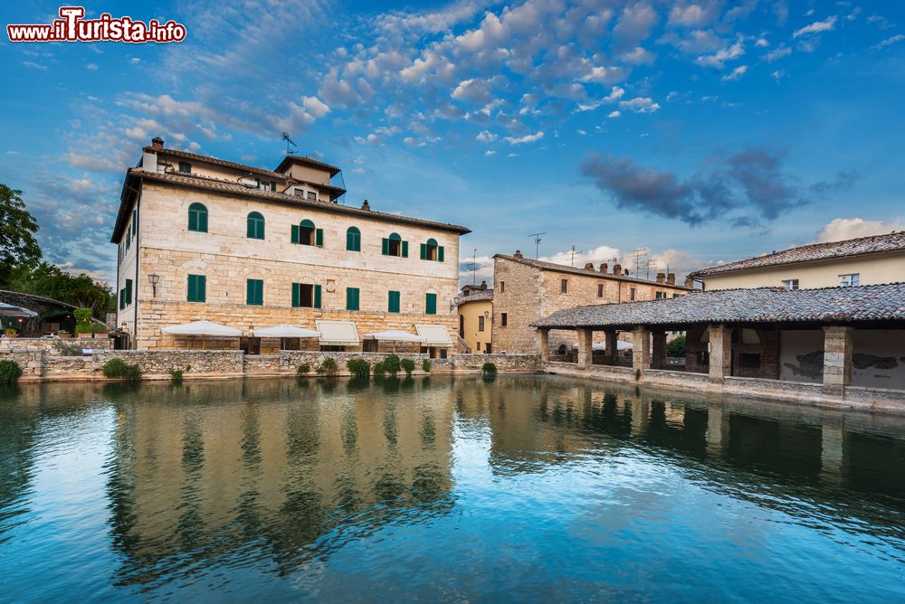 Le foto di cosa vedere e visitare a Bagno Vignoni