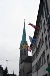 Il campanile della duecentesca cattedrale di Fraumunster in centro a Zurigo