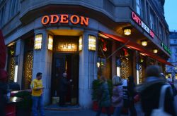  Lo storico Odeon café a Zurigo