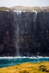 La famosa cascata di Vagseidi, che si tuffa direttamente nel mare delle Faroe. Ci troviamo sull'isola di Suduroy - © Michela Garosi / TheTraveLover.com