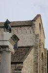 Aquileia Basilica di Santa Maria Assunta, la colonna con la lupa di Roma