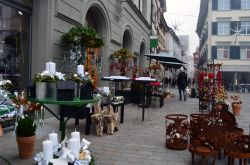 Bancarelle di artigianato durante l'Avvento a San Gallo (Svizzera)