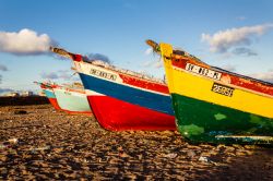 Barche sulla spiaggia di Baia das Gatas, São Vicente, Capo Verde  - © Susana_Martins / Shutterstock.com