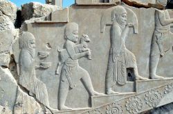 Bassorilevo a Persepoli, uno dei siti di archeologia più importanti di tutto l'Iran - Foto di Giulio Badini