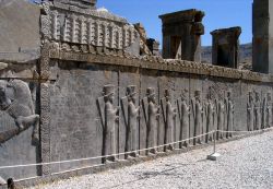 Bassorilievo a Persepoli in Iran - Foto di Giulio Badini
