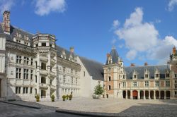 Blois Chateau, la splendida reggia della Valle ...