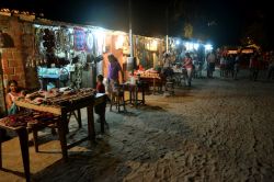Brasile il mercatino serale di Barreirinhas