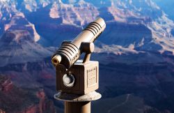 Cannocchiale d'osservazione sul bordo del Grand Canyon dell'Arizona negli USA - © CREATISTA / Shutterstock.com