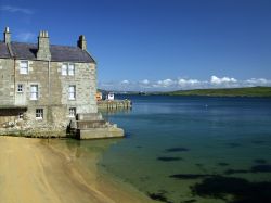 Casa sul mare delle Shetland, vicino a Lerwick (Mainland) - © Bill McKelvie / Shutterstock.com