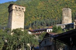 Casa tipica a  torre di Mestia in Georgia