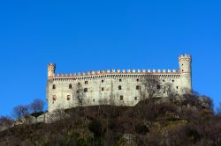 Castello di Montalto: si trova non lontano da Ivrea, Piemonte - © Erick Margarita Images / Shutterstock.com