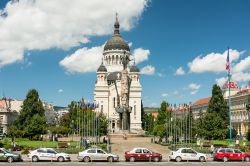 Cattedrale Adormirea Maicii Domnului, Cluj Napoca - Fra gli edifici religiosi ospitati nella città di Cluj c'è anche la caratteristica cattedrale ortodossa metropolitana con ...