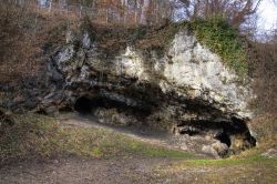 Cava preistorica a Kesslerloch Thayngen, non lontano da Sciaffusa, nella Svizzera settentrionale - © Yu Lan / Shutterstock.com