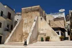 Centro storico di Vieste: siamo nel promontorio del Gargano, in Puglia - © fritz16 / Shutterstock.com