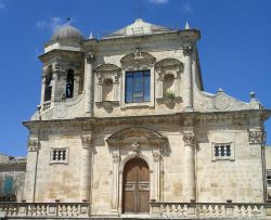 Chiesa in stile barocco nel centro di Palazzolo Acreide, Sicilia.
