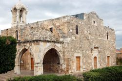 La chiesa di San Giovanniì si trova a Byblos in Libano - Foto Giulio badini www.deserti-viaggilevi.com