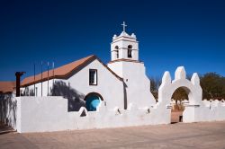 La Chiesa di San Pedro de Atacama, è uno dei Monumenti Nazionali del Cile  - © Nataliya Hora / Shutterstock.com