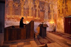 La chiesa di Gelati nei pressi di Kutaisi, Georgia. Il complesso religioso, che comprende monastero e due chiese, venne fondato dal re Davide II° di Georgia detto il "Costruttore".
 ...