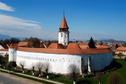 Chiesa fortificata di Prejmer, regione di Brasov - Situata a dieci km da Brasov, questa antica costruzione religiosa fortificata risale al 1240 ed è considerata la meglio conservata e ...