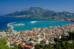 La città di Zacinto si trova sull'isola ...