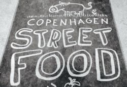 Dove mangiare a Copenaghen? Uno dei luoghi migliori è il ristorante Street Food - © Michela Garosi / TheTraveLover.com