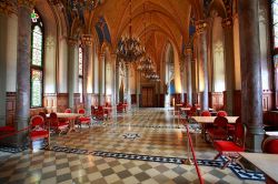 Corridoio del castello di Neuschwanstein in Baviera. ...